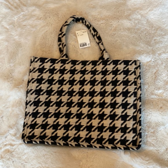 H&M Handbags - Black and cream gingham check tote bag